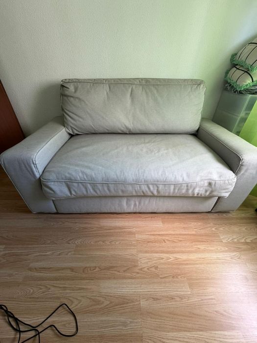 Sofá-cama dois lugares