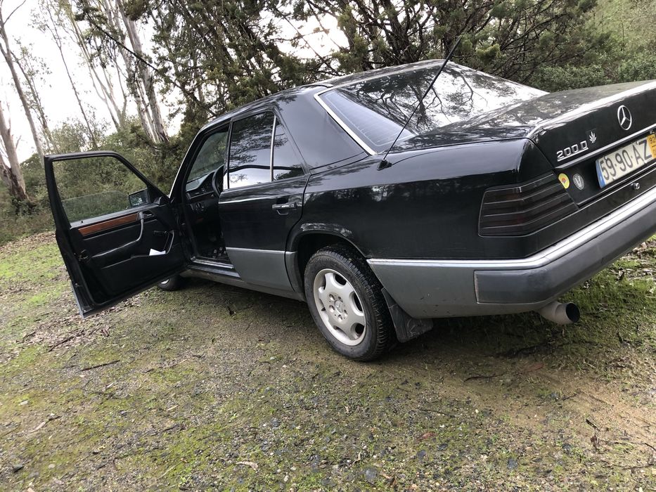 Mercedes-Benz 200 — fotografia 10