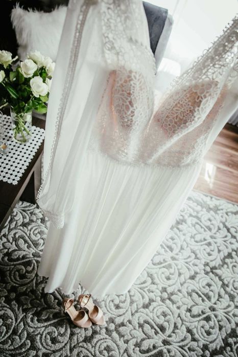 Suknia ślubna - Góra koronka