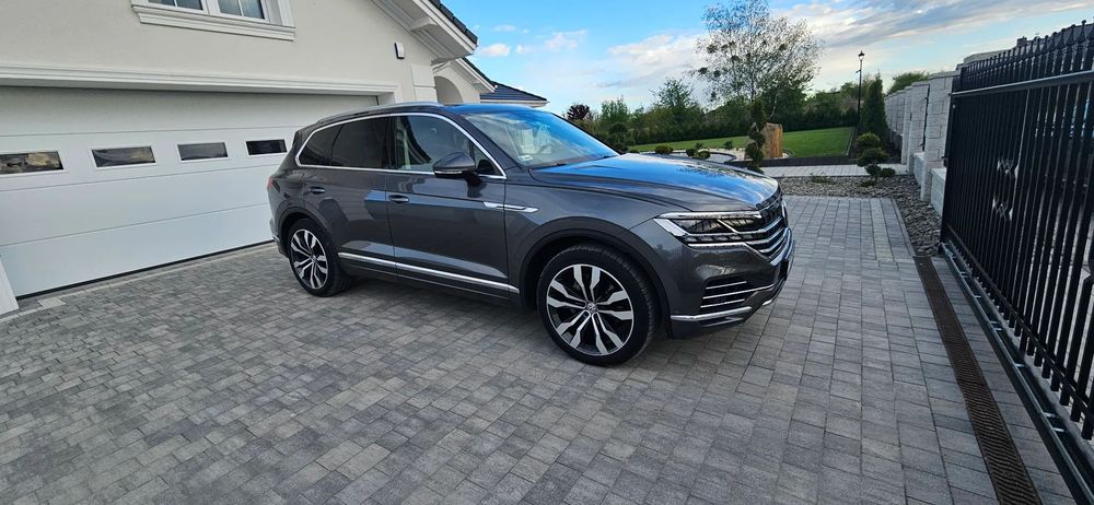 Volkswagen Touareg VW Touareg | Full opcja | Matrix | 230V | Skrętna tylna oś