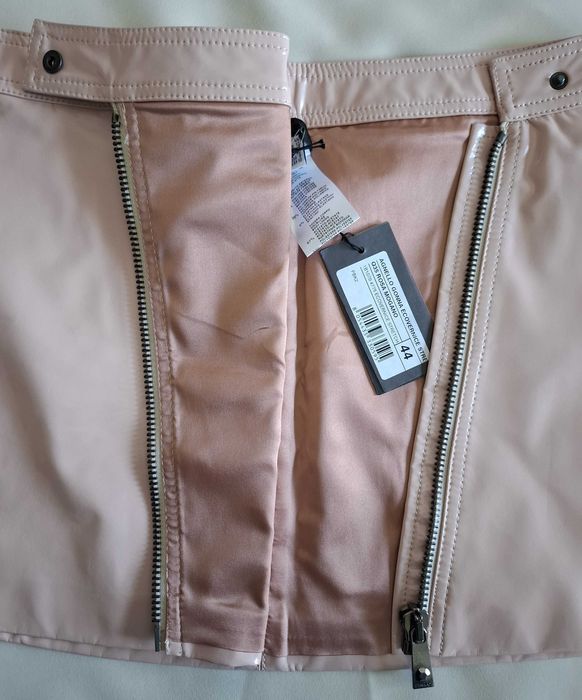 Mini-saia nova a imitar pele Pinko 44 IT / L - SALDO