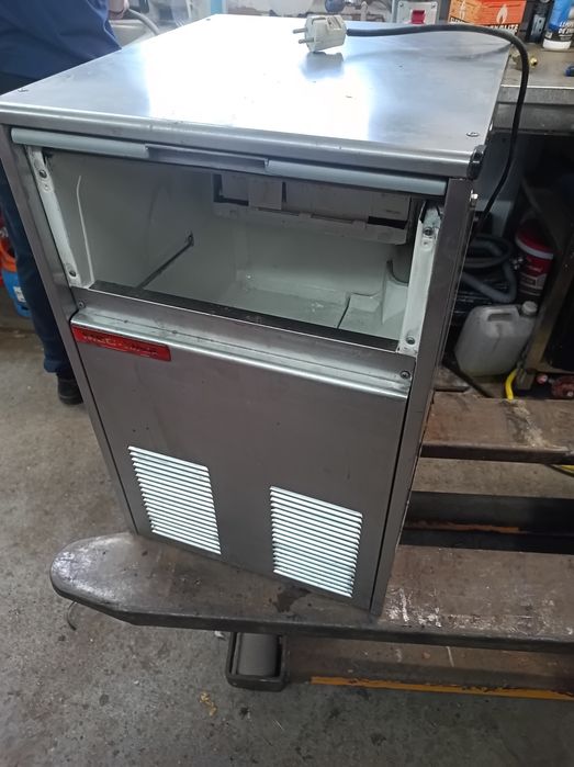 Máquina de gelo 30 k