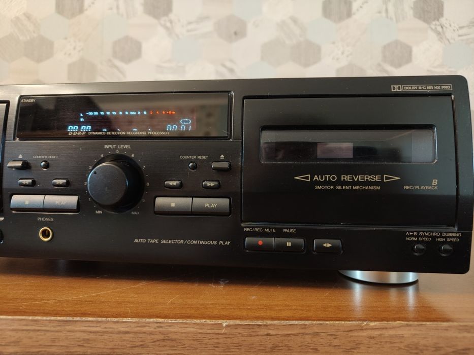 Magnetofon kasetowy JVC TD-W254