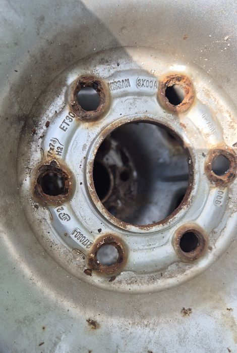 Kompletne koła Nissan Navara DISCOVER M+S 255/60R17 NOWE