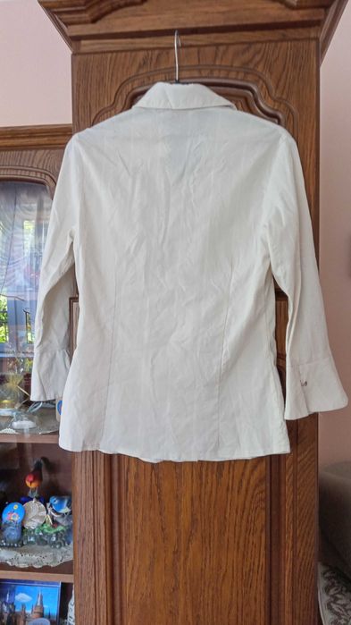 bluzka biała na metalowe zapinki z rękawem ¾ rozmiar L