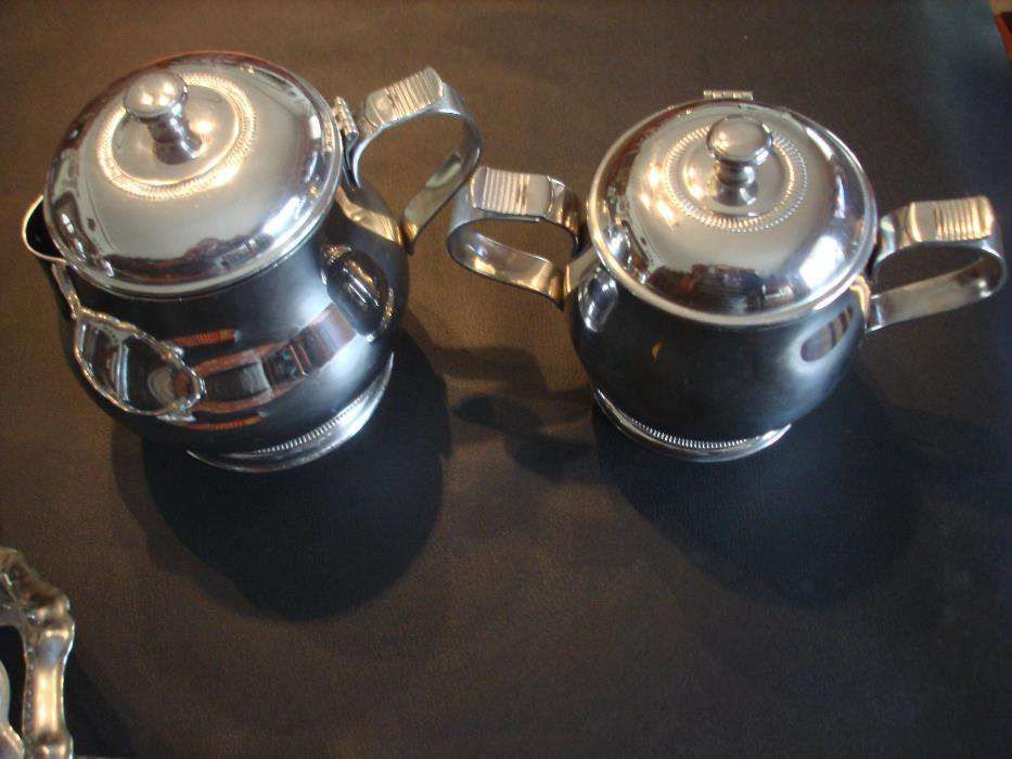Conjunto de chá e café em chapa cromadaem