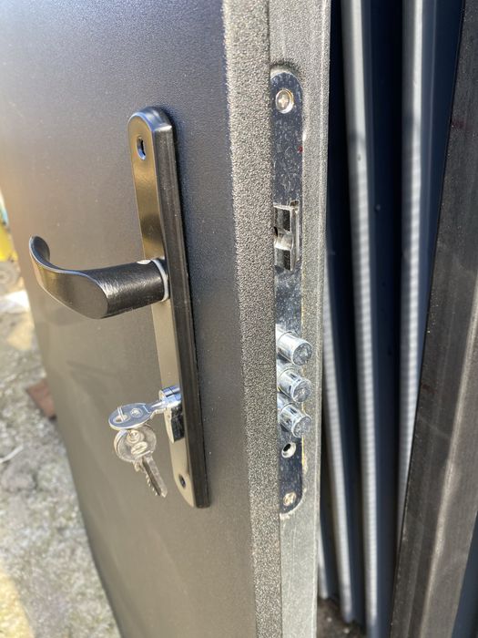 Drzwi wejsciowe zewnetrzne  80 90 lewe prawe