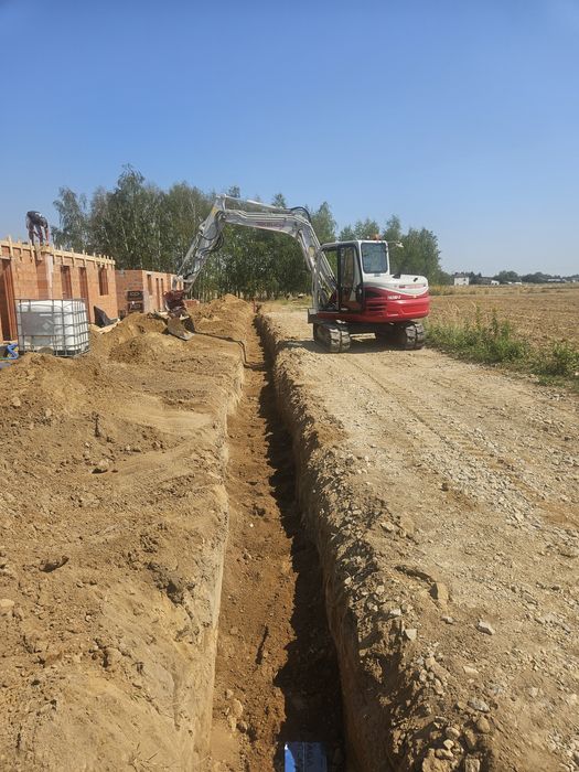 Wykonywanie budowa sieci i  przyłaczy wodno- kanalizacyjnych, wodociąg,  kanalizacja, odwodnienie, drenaż, rynny, woda,   usługi  koparką, staw