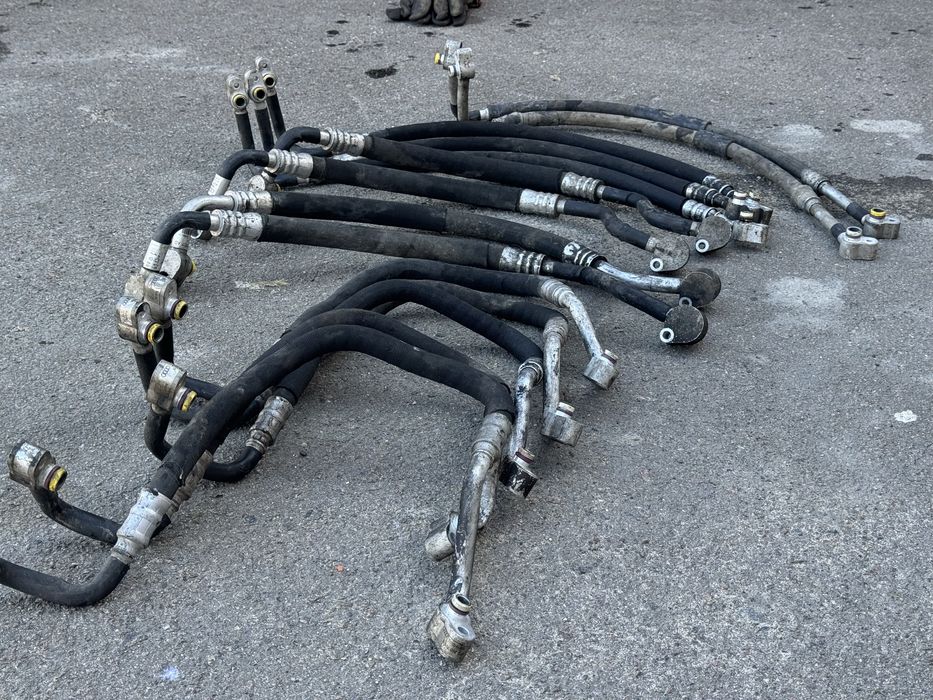 Трубка кондиціонера Audi a6 c6 a4 b7 2.4 3.2 fsi 2.7 3.0 tdi шланг а6