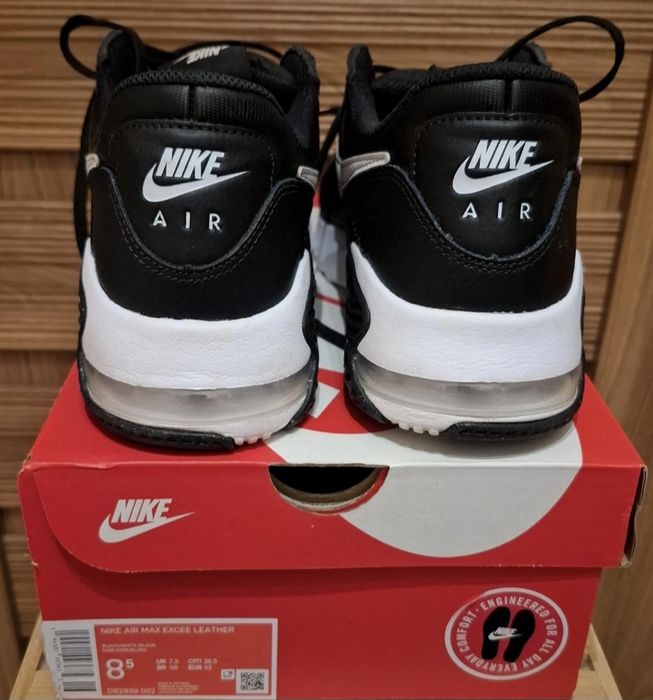 Buty Nike Air Max Excee, r. 42
