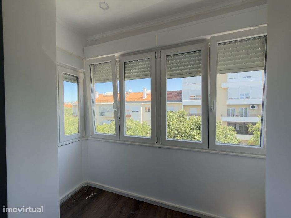 Apartamento T2, Reboleira, Amadora