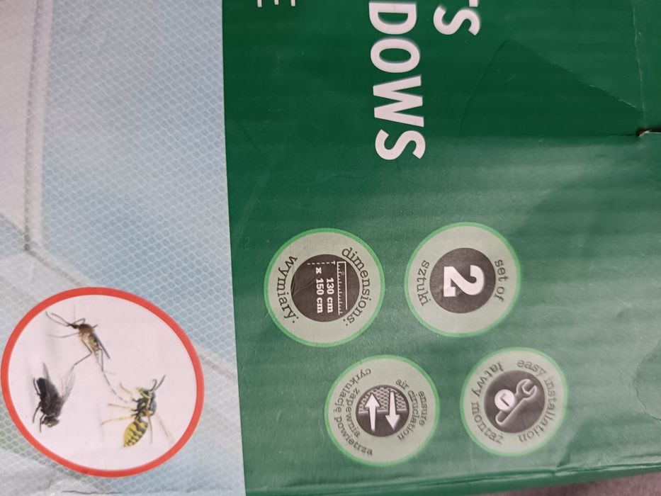 Sprzedam moskitierę na okno dachowe