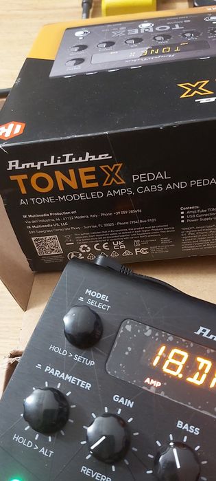 Tonex  AmmpliTube Pedal