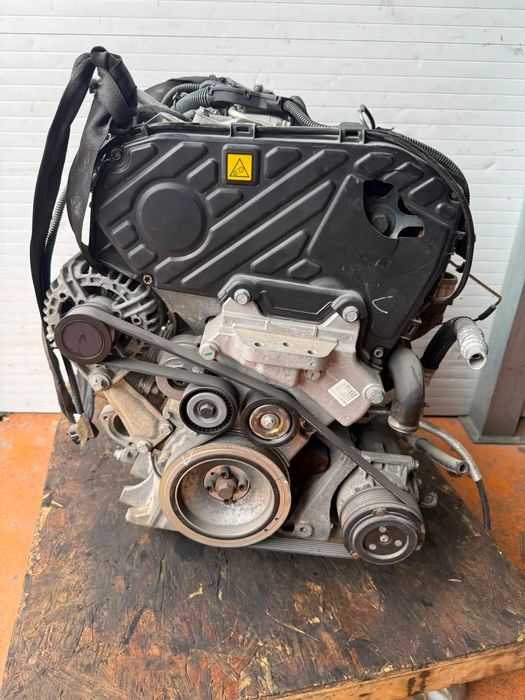 Motor completo OPEL Zafira B Van