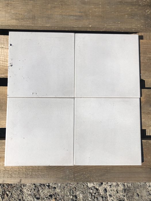 Плитка 18см на 18 см