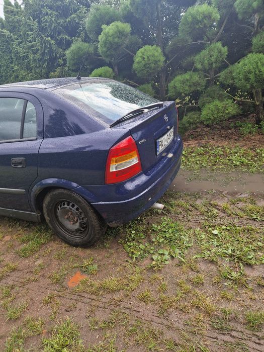Sprzadam Opel Astra 2