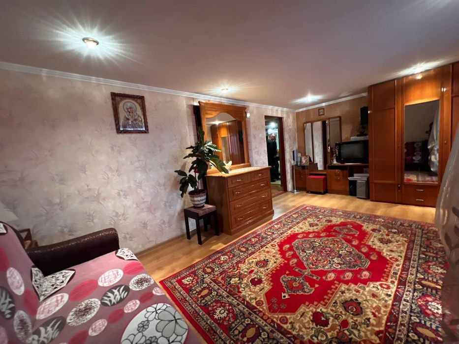 Продаж будинку в Хмельницькому, 4 кімнати, 91.7 м², 6 соток
