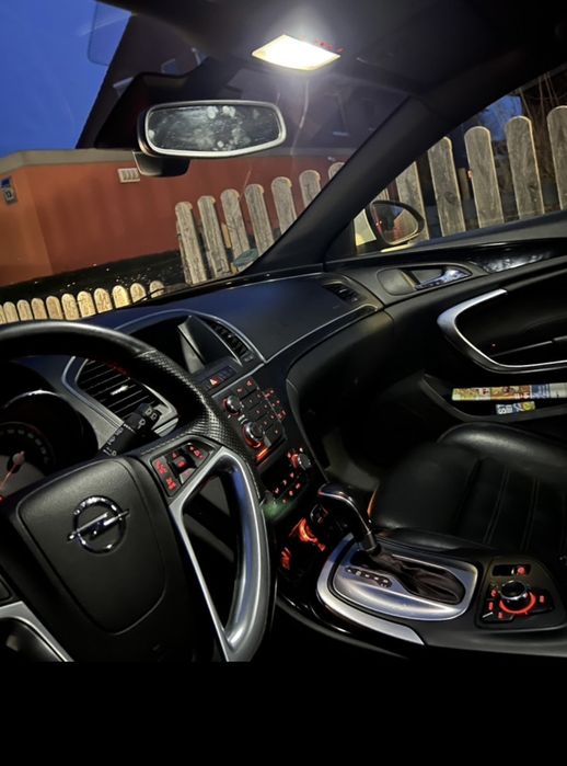 Opel Insignia 2.0 Автомат
