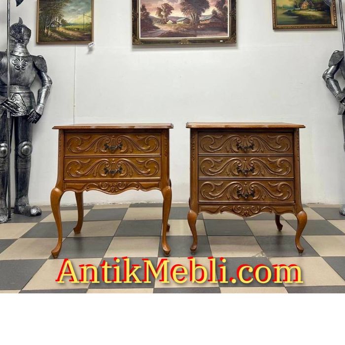 Приліжкова тумба комод Луі кабріоль резьба дерево 4096