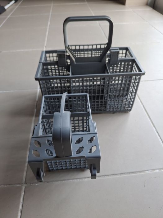 Cestos de talheres para a máquina de lavar a loiça