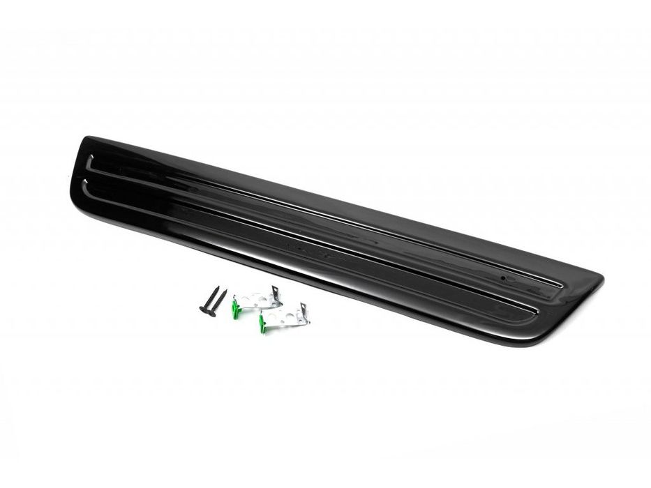 Volkswagen Passat B6 2006-2012 рр. Зимова решітка (нижня) матова