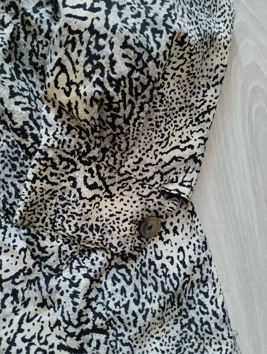 Куртка,вітрова, жакет  з тигровим принтом великий розмір