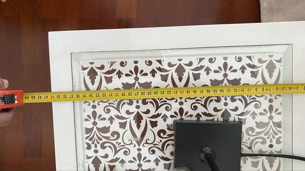 Mesinha Zara Home branca e vidro