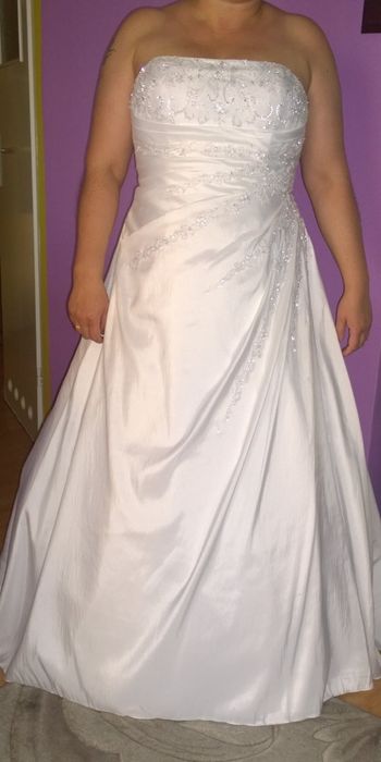 Sprzedam suknię ślubną.