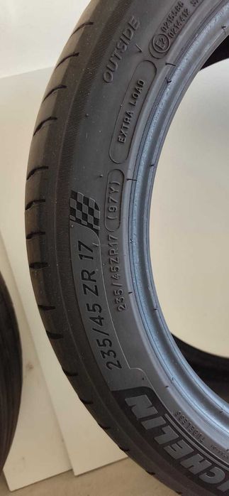 2 Pneus Michelin Pilot Sport 4