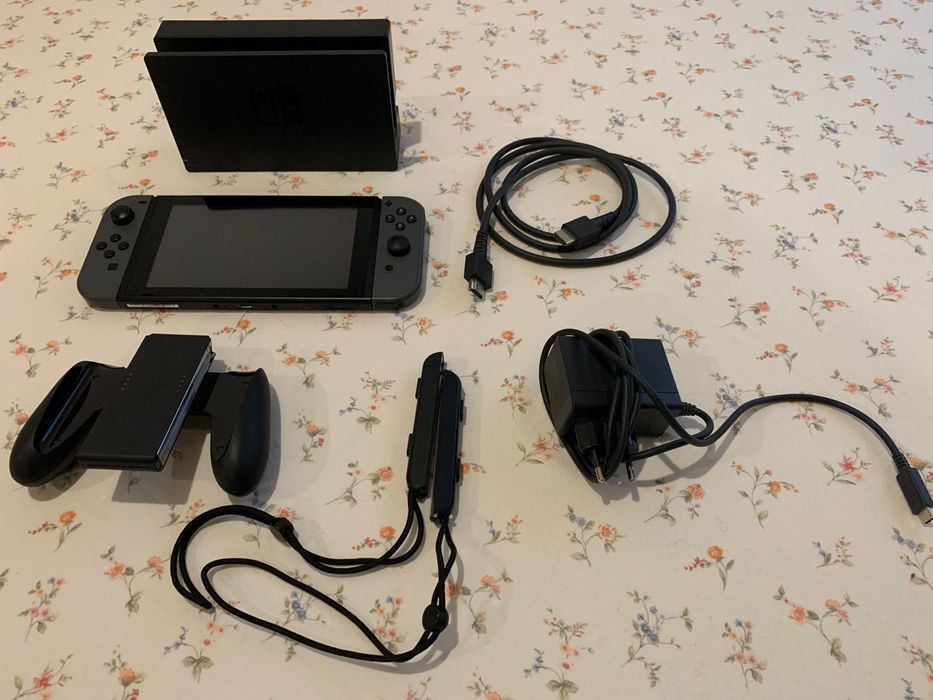 Nintendo Switch em perfeito estado