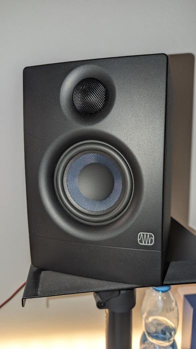 Presonus Eris 3.5 2nd Gen + Suporte