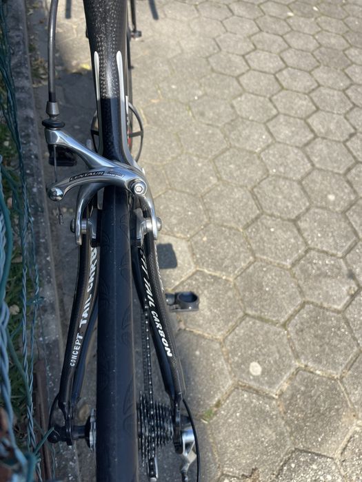 Bicicleta de estrada em carbono Dynatek
