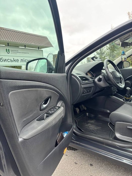 Продам Renault Megane 2011