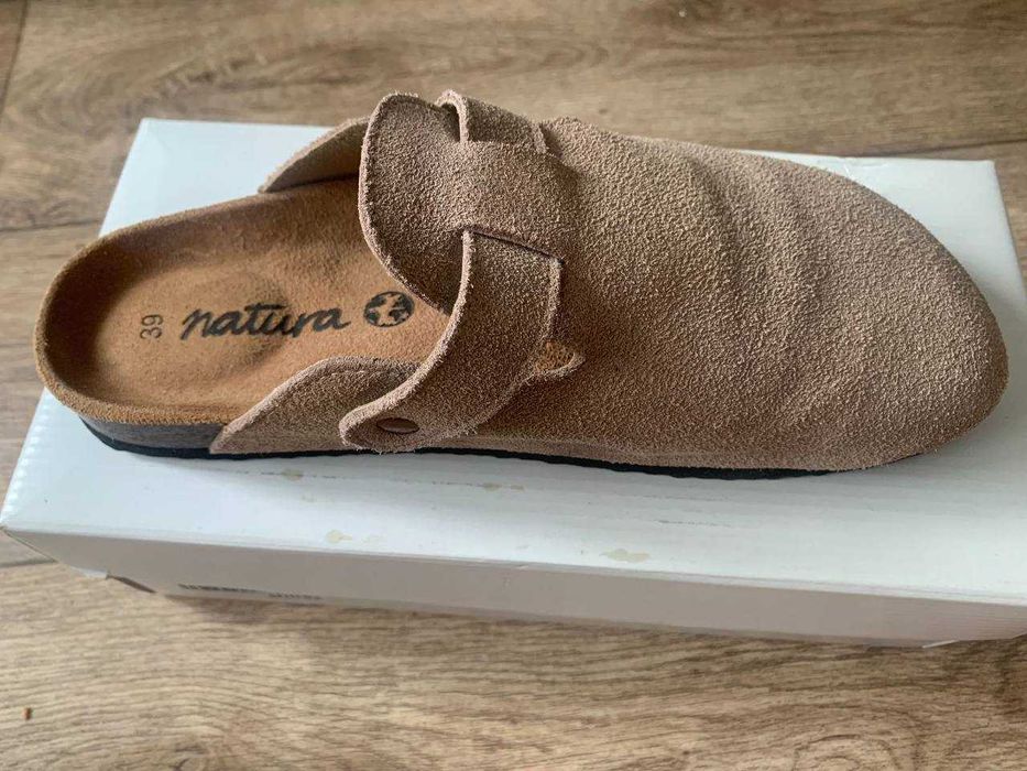 Zamszowe klapki chodaki Natura à la Birkenstock Boston, rozm. 39