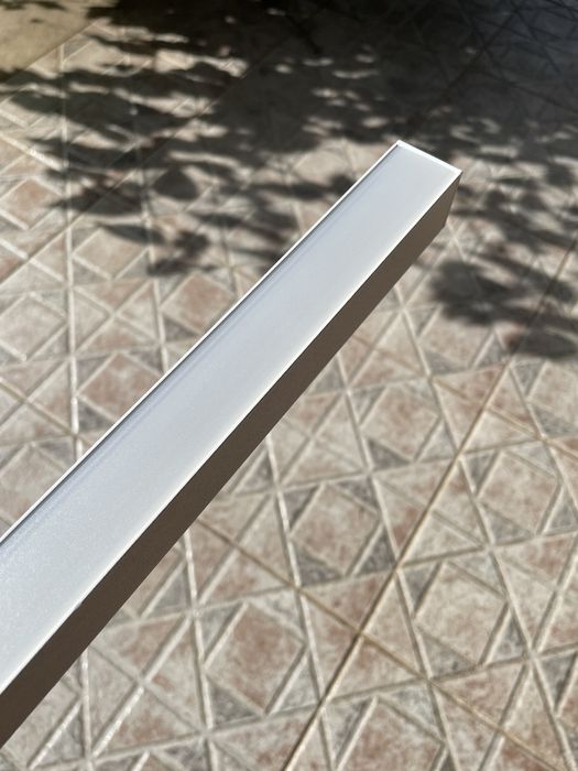 Linha Linear LED de encastrar LHe 26 trimless white 152cm Novo