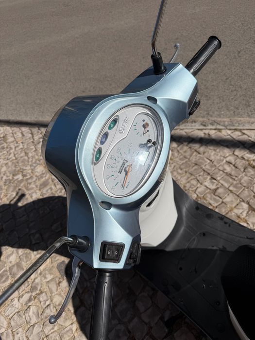 Mota Scooter 125 - Sym Fiddle III