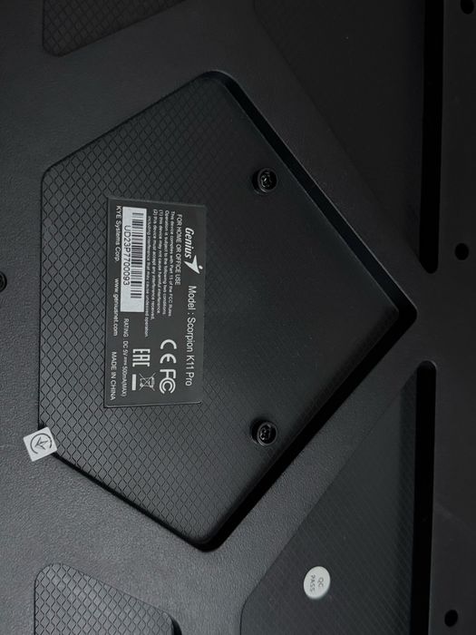 Клавіатура Genius