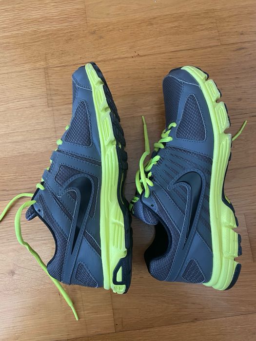 Ténis Nike 40,5 - como novos