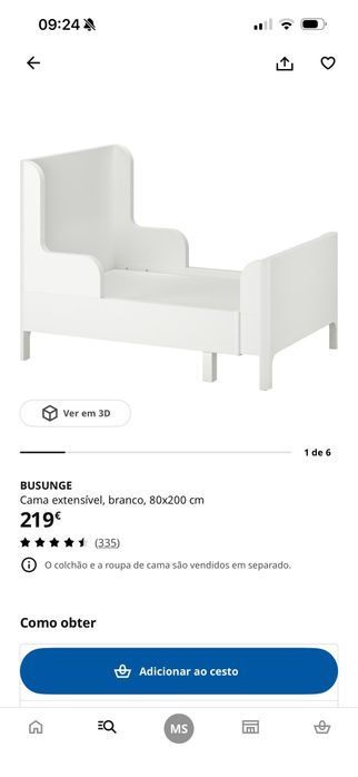 Cama e dois móveis