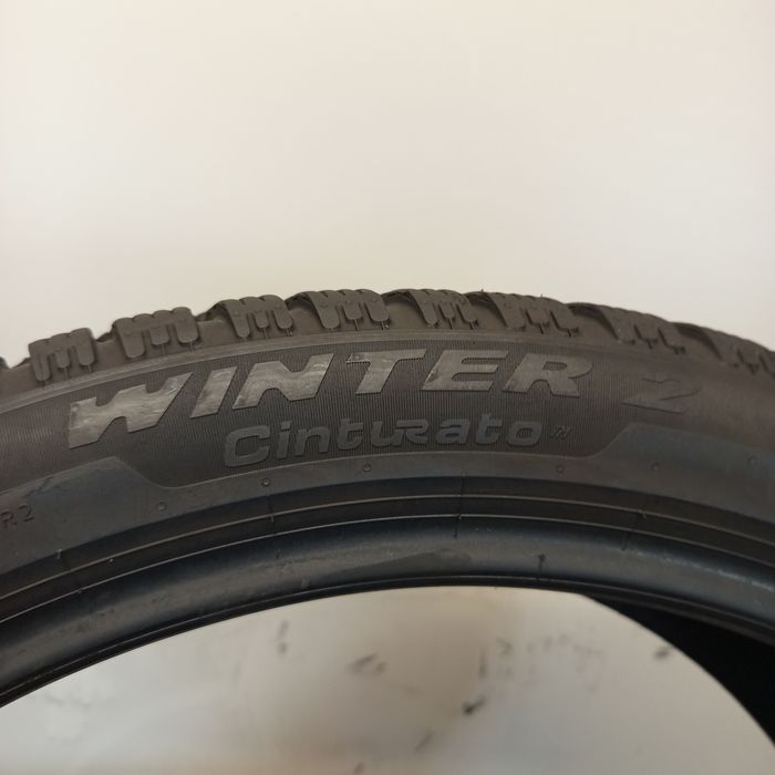 215/45R20 Pirelli Winter 2 Cinturato
