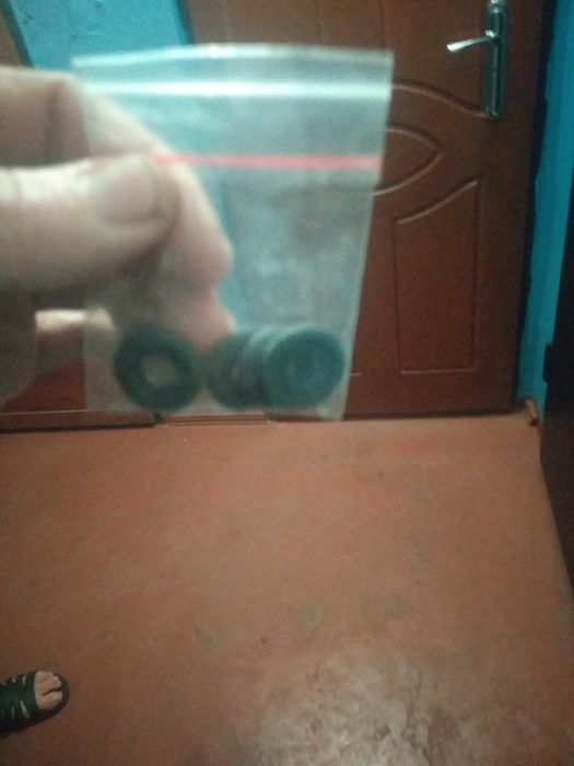 Распылитель форсунок на Мерседес дизель 2 литра