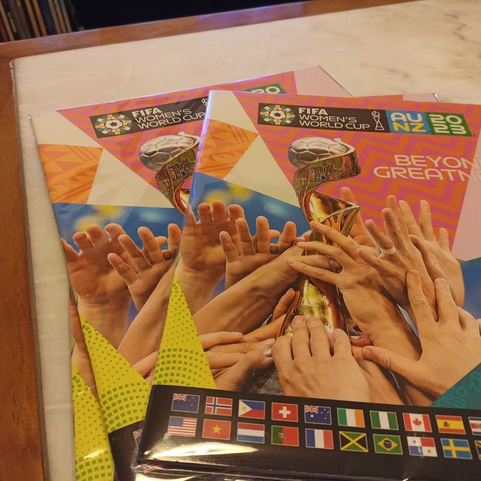 Caixas, Cadernetas e Cromos Panini Mundial feminino 2023
