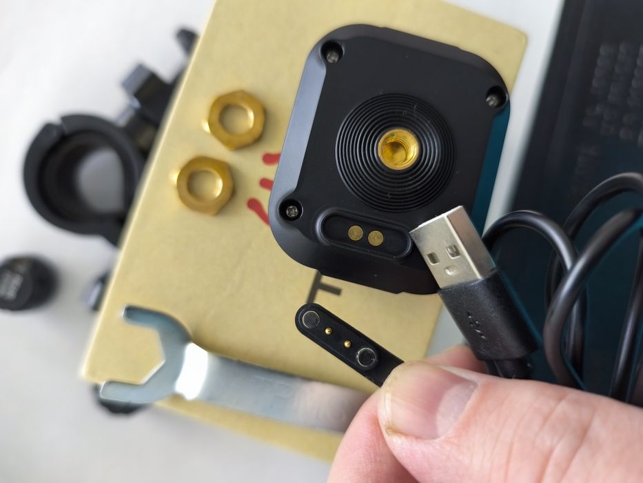 TPMS контролю тиску та температур для мото, самоката