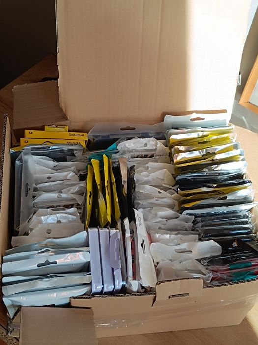 Paczka z etui 90 sztuk.