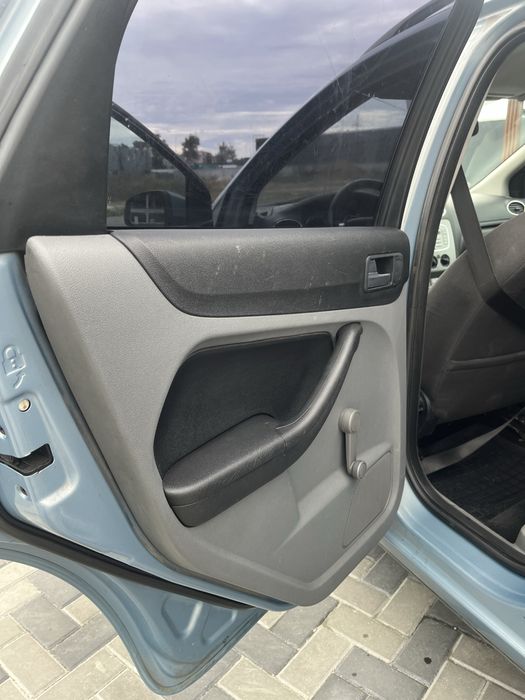 Продам авто Ford Focus 1.8 TDI