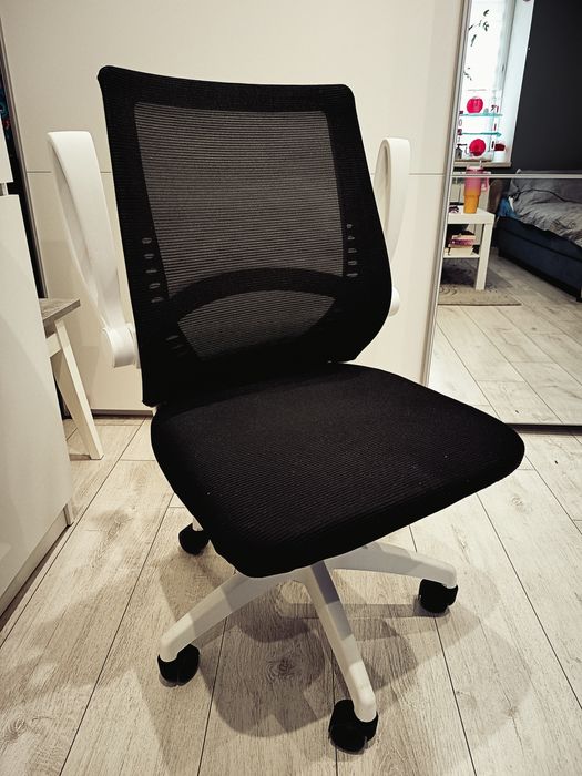 Fotel biurowy młodzieżowy