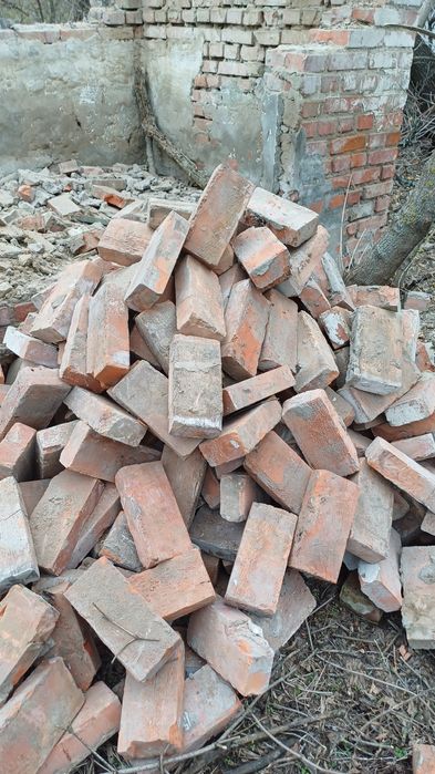 Продам красний кирпич бу