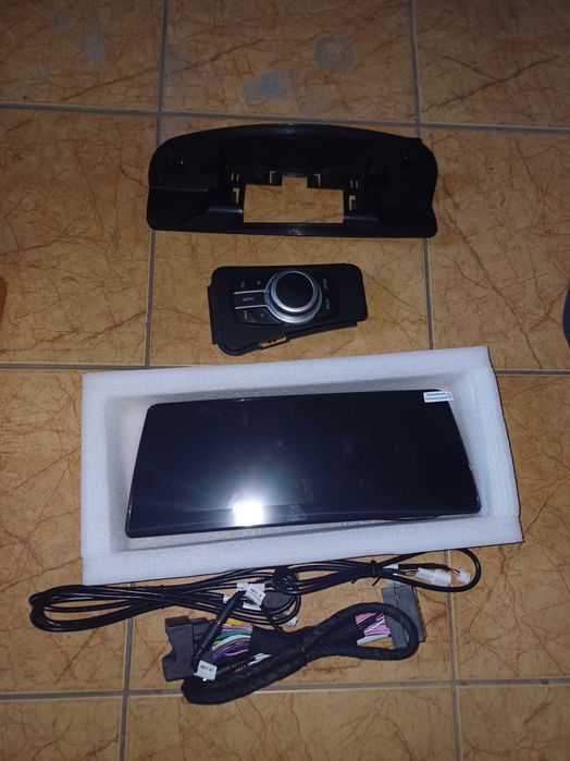 Zestaw Android Auto monitor 12,3 cala BMW E90
