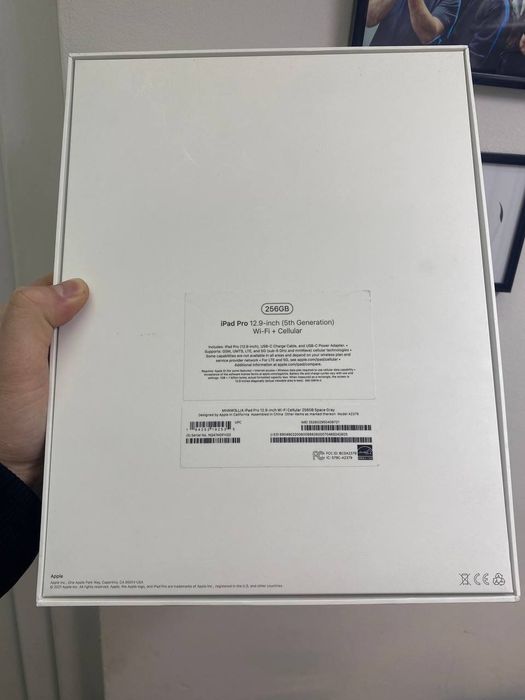 Apple iPad Pro 12.9 4gen 2021 року новий
Apple iPad Pro 12.9 4gen 2021