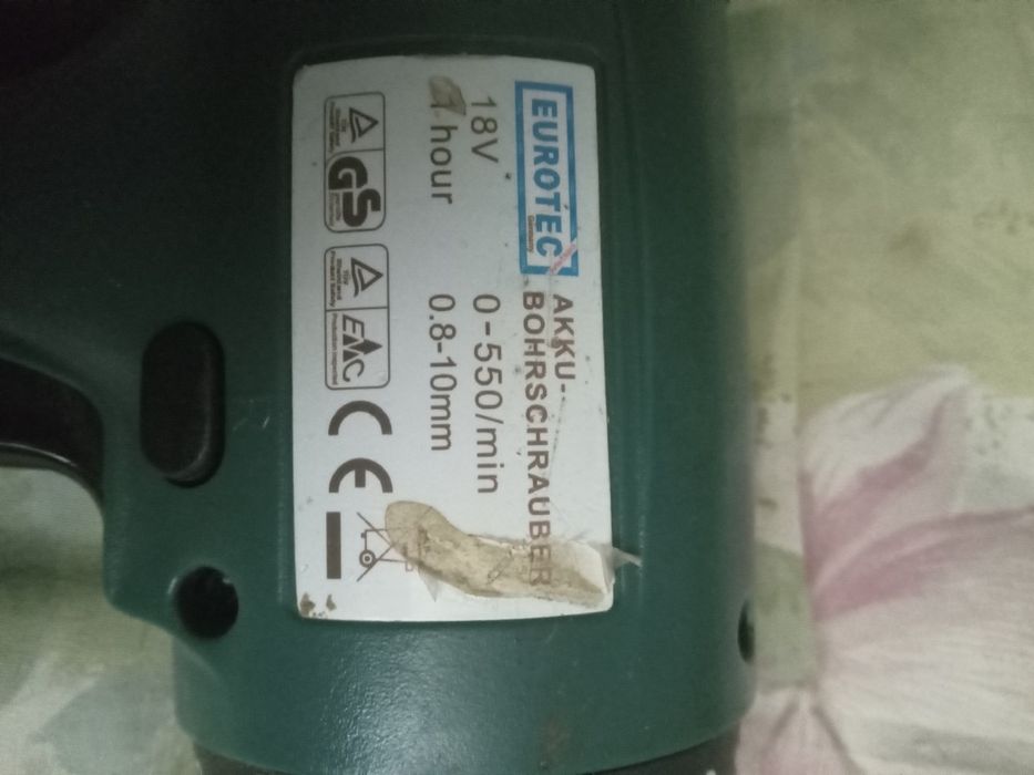 Аккумуляторный шуруповерт 18V